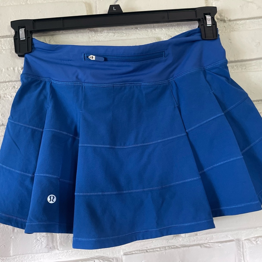 Lululemon Pace Rival Skirt Size 4 Reg Cobalt Blue w/ Built-In Shorts
